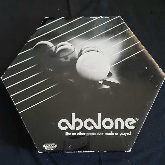 Vintage Abalone Board Game- Galoob, B&W Hexagon Strategy Game, 1990 COMPLETE - Picture 6 of 12